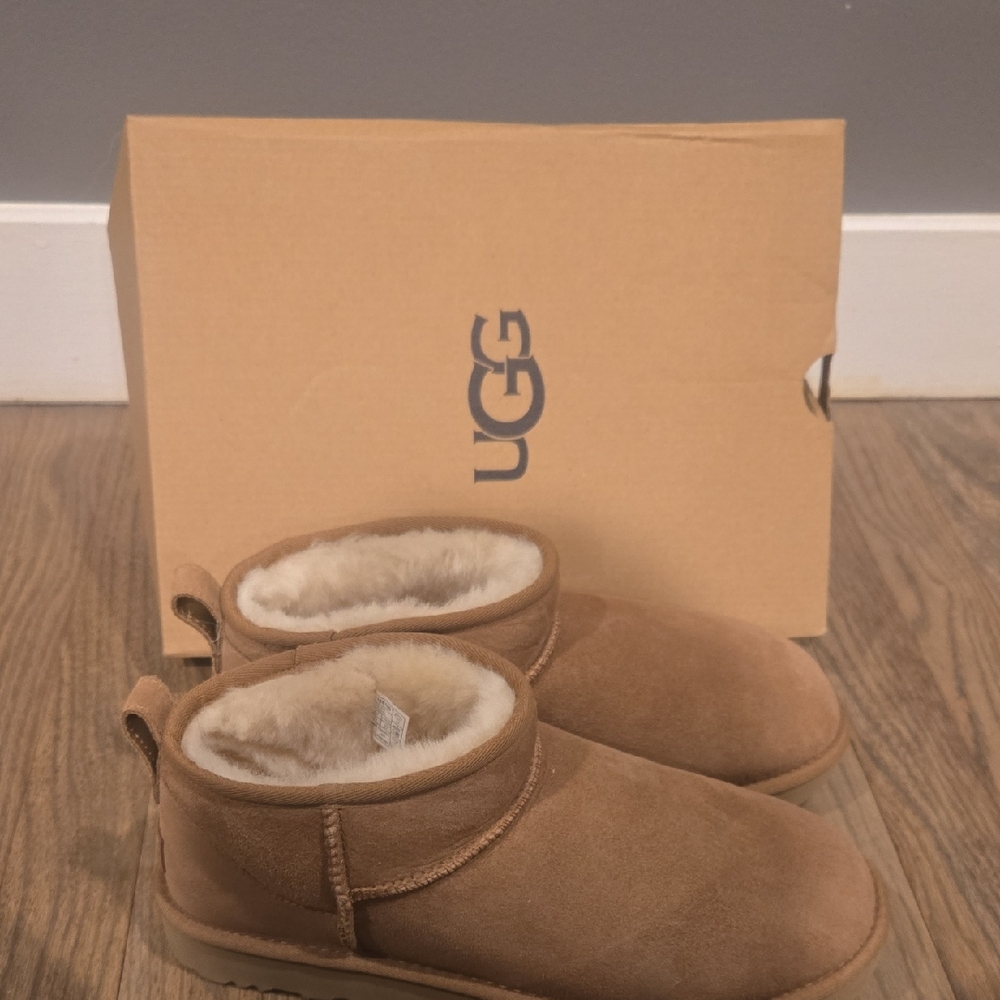 UGG Women's Tan Slippers
